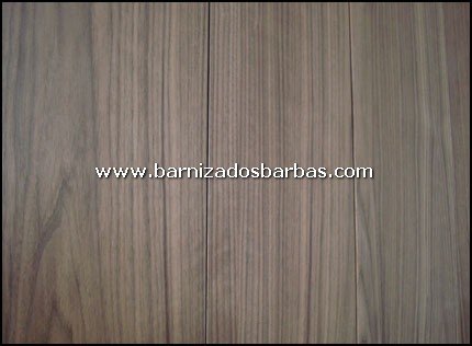 Barniz Ecol&oacute;gico sobre Madera de Nogal