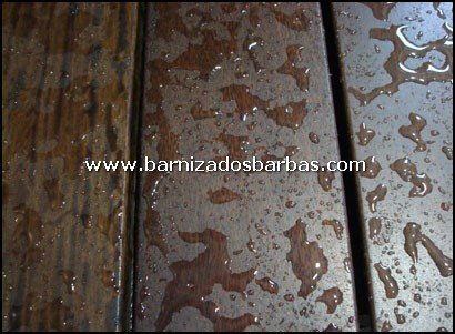 Barniz Poliuretano sobre Madera de Ipe